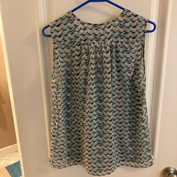 Cabi sheer tweet bird wrap shell - Picture 10 of 10